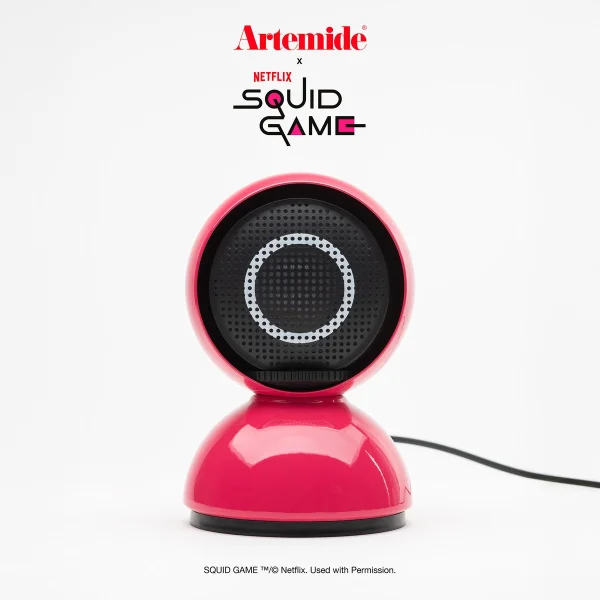 Artemide Eclisse x Squid Game tafellamp Special Edition Guard pink
