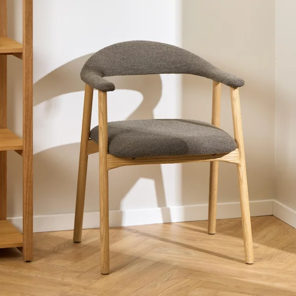 Bendt Eetkamerstoel Gerado Eikenhout en Bouclé - Taupe - Japandi