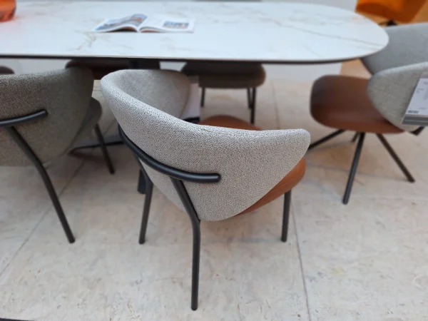 Bert Plantagie Calix eetkamerstoel