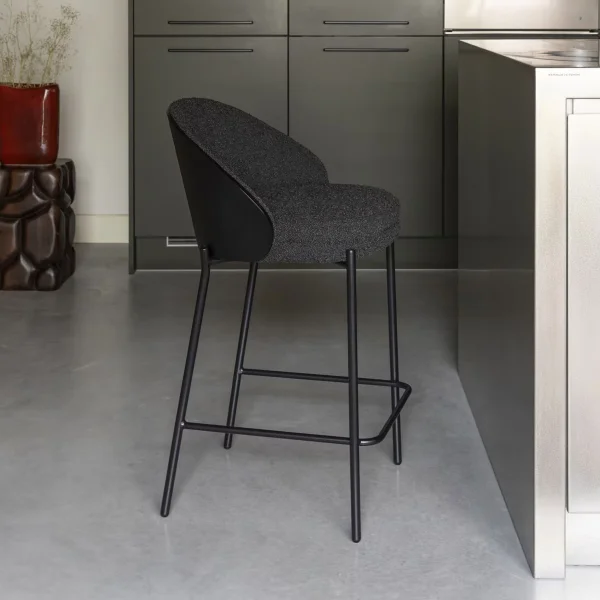 Dutchbone Barkruk Rodin Essenhout en Bouclé - Zwart (zithoogte 65cm)