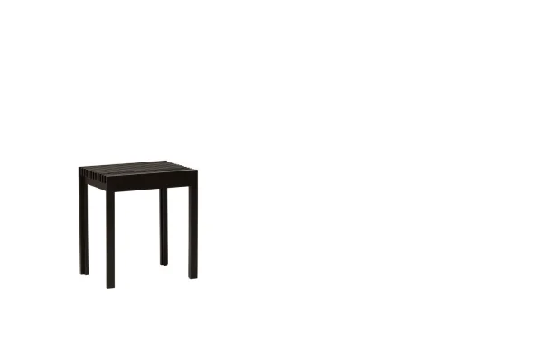 Form&Refine Lightweight Stool - zwart gebeitst eikenhout