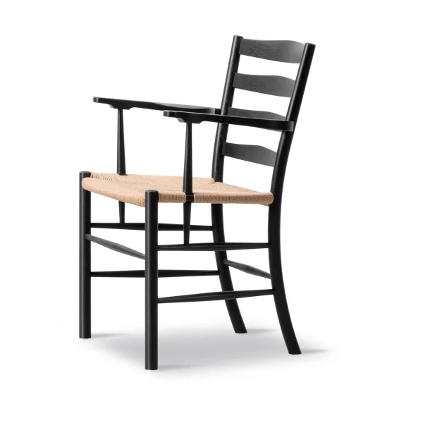 Fredericia Furniture Klint armstoel Naturgevlochten-zwartgelakte eik