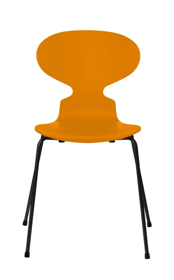 Fritz Hansen Ant Stoel - gelakt - burnt yellow - zwart