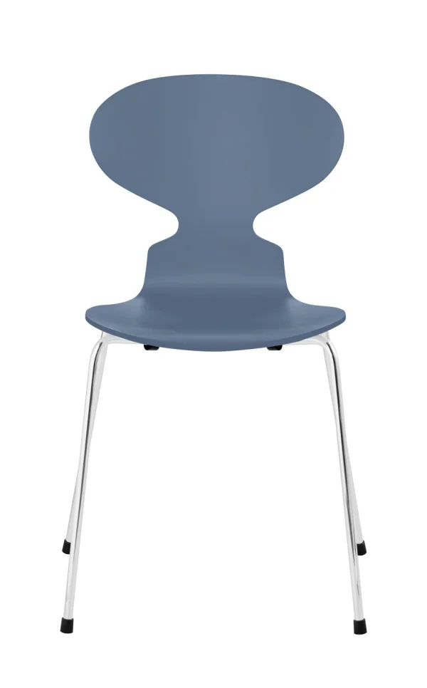 Fritz Hansen Ant Stoel - gelakt - dusk blue - verchroomd