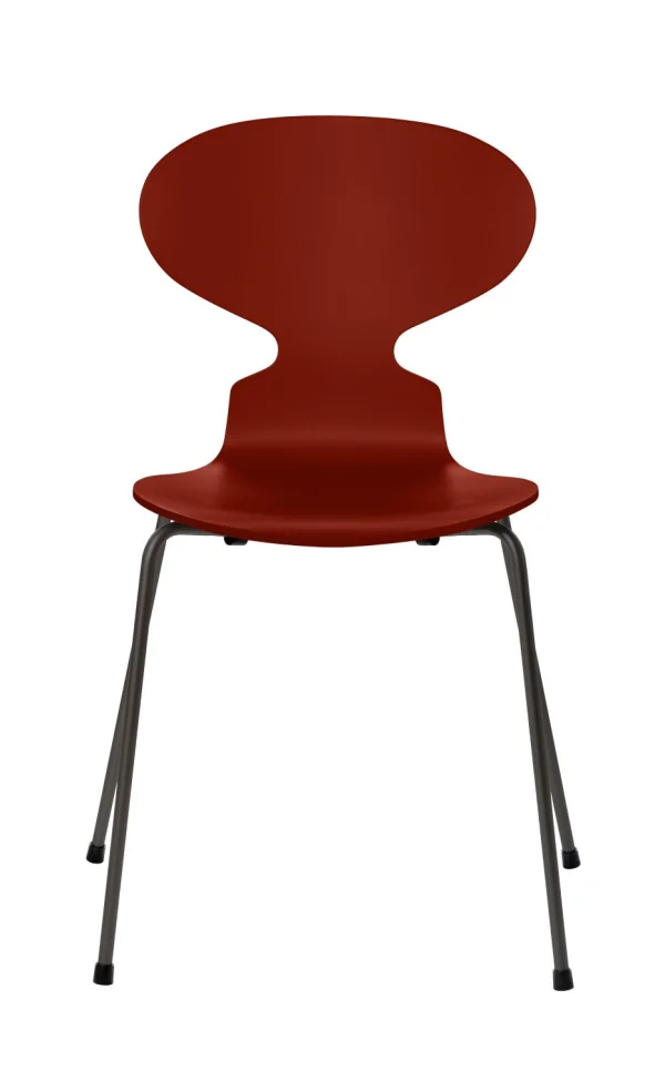 Fritz Hansen Ant Stoel - gelakt - venetian red - grafiet