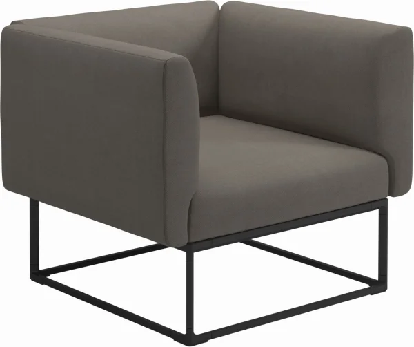 Gloster Maya Lounge Fauteuil - Fife Vesterhav Sand - Meteoor