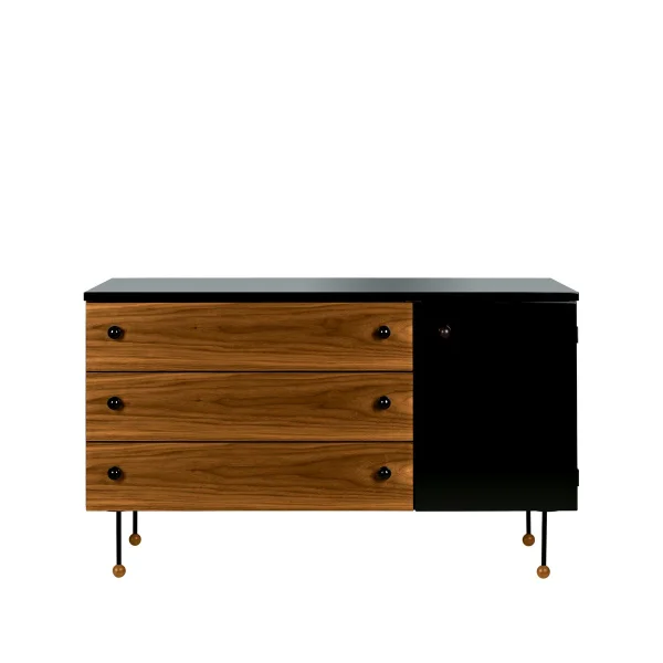 GUBI 62 Dresser ladekast american walnut, 3 lades