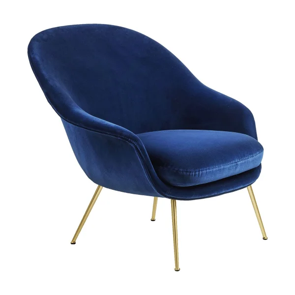 Gubi Bat Lounge Stoel volledig bekleed Conic Base - Velvet Gubi 420 sapphire blue