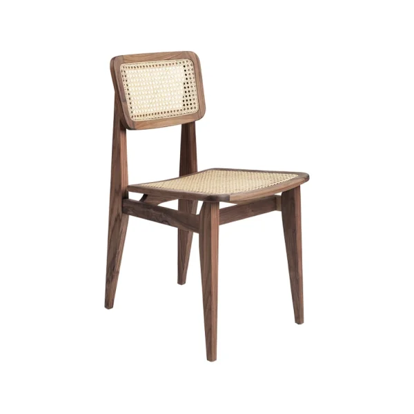 GUBI C-Chair stoel american walnut, rotan