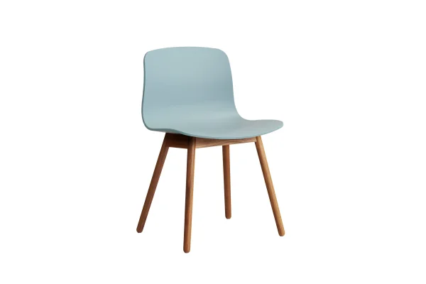 HAY About a Chair AAC 12 - dusty blue 2.0 - notenhout gelakt (op waterbasis) - Standaard glijders kunststof