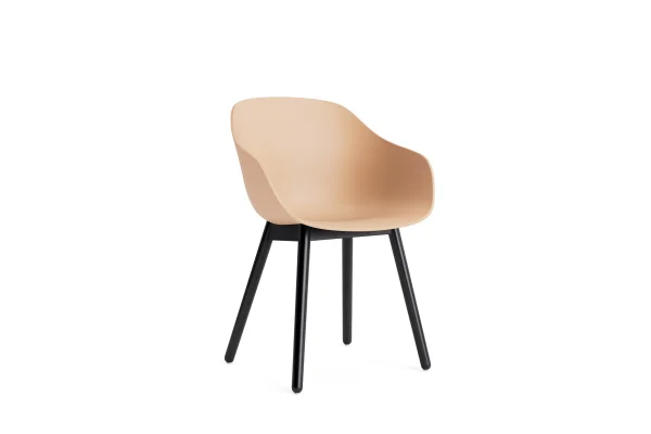 HAY About a Chair AAC 212 - pale peach 2.0 - zwarte lak op waterbasis - Standaard glijders kunststof