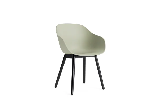 HAY About a Chair AAC 212 - pastel green 2.0 - zwarte lak op waterbasis - Standaard glijders kunststof