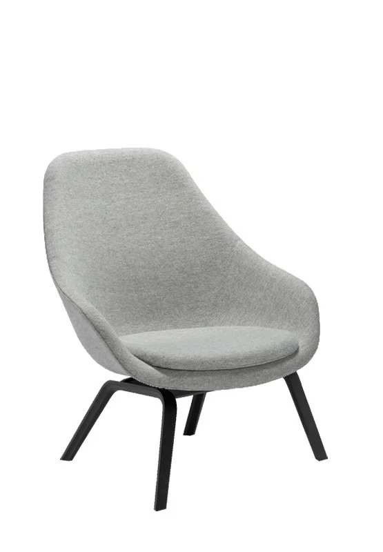 HAY About A Lounge Chair High AAL 93 - zwarte lak op waterbasis - Kvadrat Hallingdal 130 - grijs gevlekt