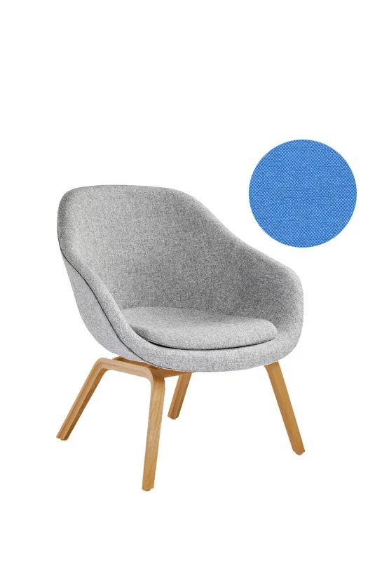 HAY About A Lounge Chair Low  AAL 83 - Eiken helder gelakt - Remix 743 - blauw