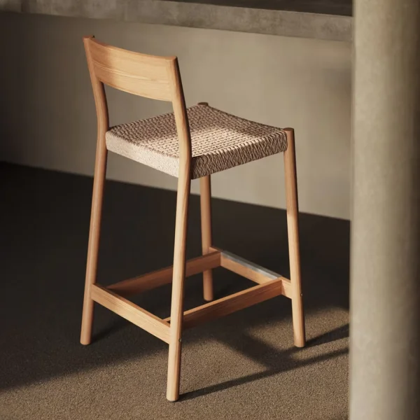 Kave Home Barkruk Yalia Eikenhout - Naturel (zithoogte 65cm)