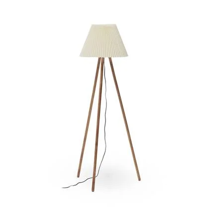 Kave Home - Benicarlo vloerlamp in massief rubberhout met een