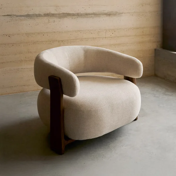 Kave Home Fauteuil Granite Chenille en essenhout - Beige/Bruin