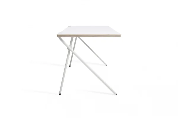 Müller Möbelwerkstätten Plato bureau - wit - Melamine antraciet met antraciet rand - 140 x 70 cm