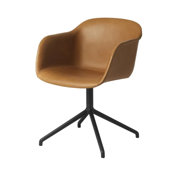 Muuto Fiber armchair swivel voet bureaustoel cognac, zwart onderstel