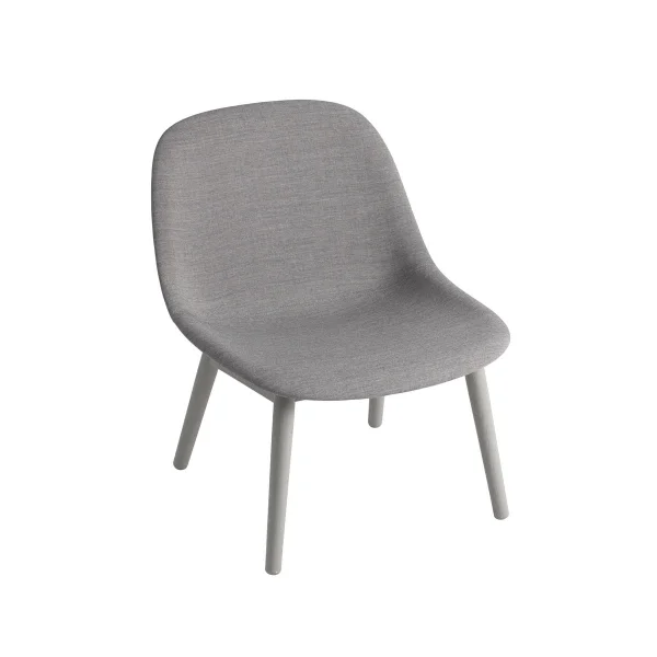 Muuto Fiber Lounge stoel met eikenhouten poten Remix 133