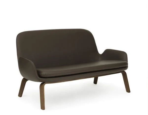 Normann Copenhagen Era sofa met houten frame - Walnoot/ Tango leer 41598