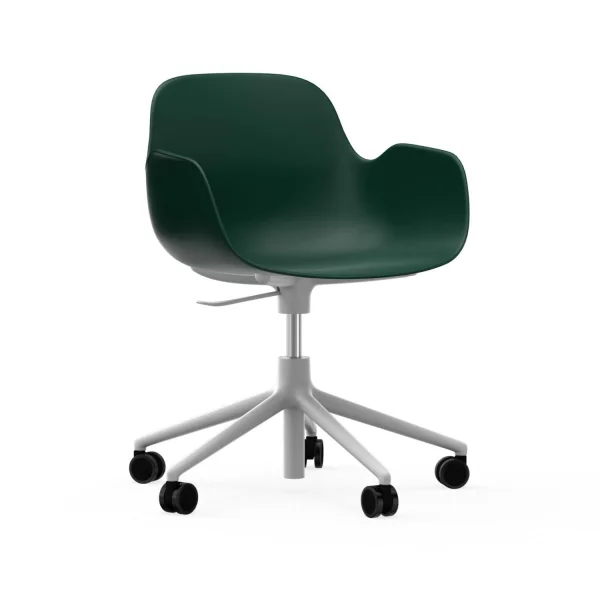 Normann Copenhagen Form Draaifauteuil met wielen - groen - aluminium zwart