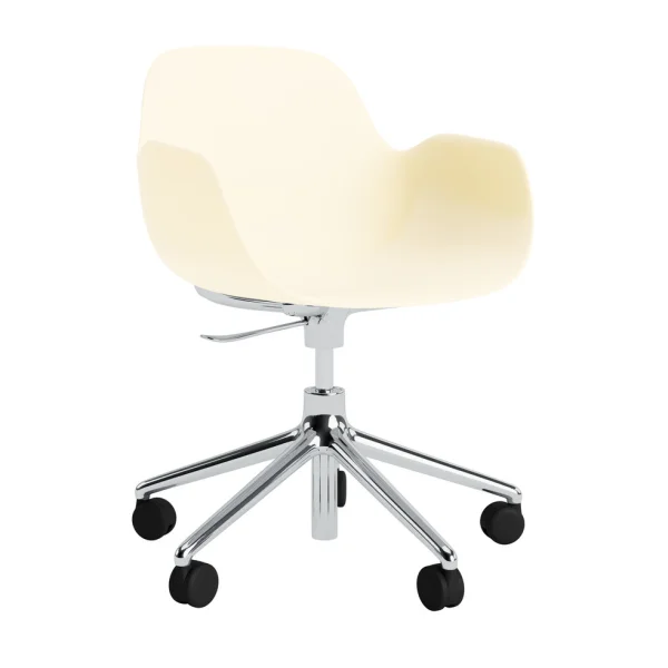 Normann Copenhagen Form Draaifauteuil met wielen - NormannCopenhagenFormCream - aluminium