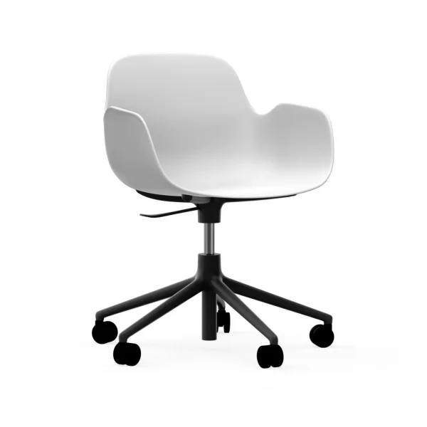 Normann Copenhagen Form Draaifauteuil met wielen - wit - aluminium zwart