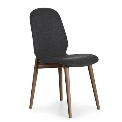 PBJ Designhouse Tradition stoel walnoot onderstel Dusty Charcoal