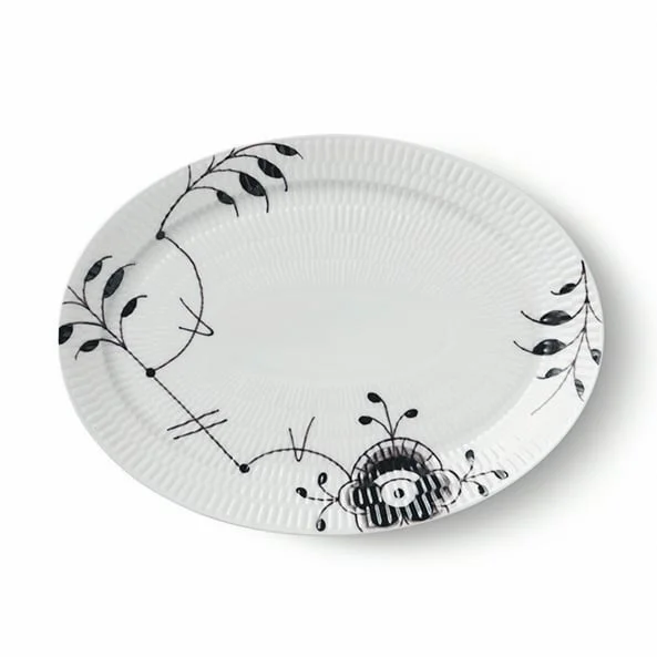 Royal Copenhagen Black Fluted Mega zwart pot ovaal 28 cm