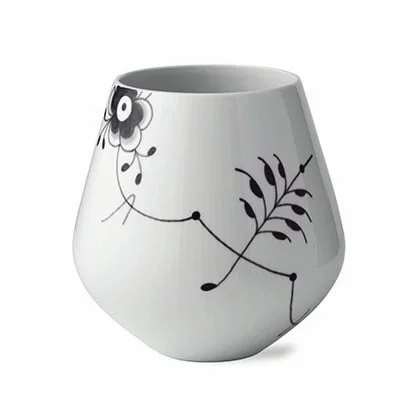 Royal Copenhagen Black Fluted Mega zwart vaas 20,5 cm.