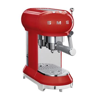 Smeg ECF01RDEU Halfautomatische Espressomachine