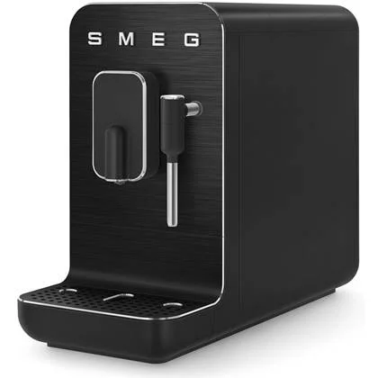 Smeg espressomachine BCC02FBMEU - Full black