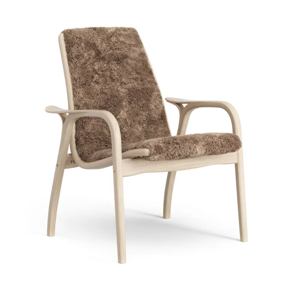 Swedese Laminett Fauteuil Eik wit gepigmenteerd / schapenvacht Sahara (nougatbruin)