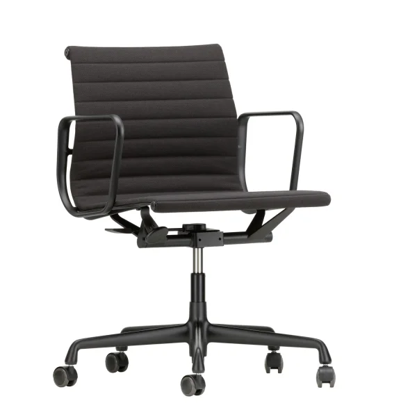 Vitra Aluminium Chair EA 117 - diepzwart - Hopsak - zwart - Wieltjes voor harde bodems