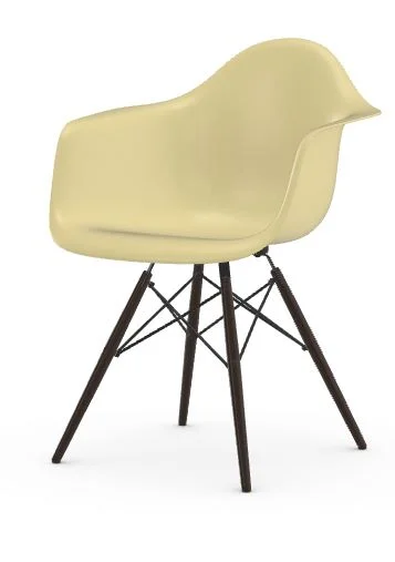 Vitra Eames Fiberglass Chair DAW - Parchment - donkere esdoorn