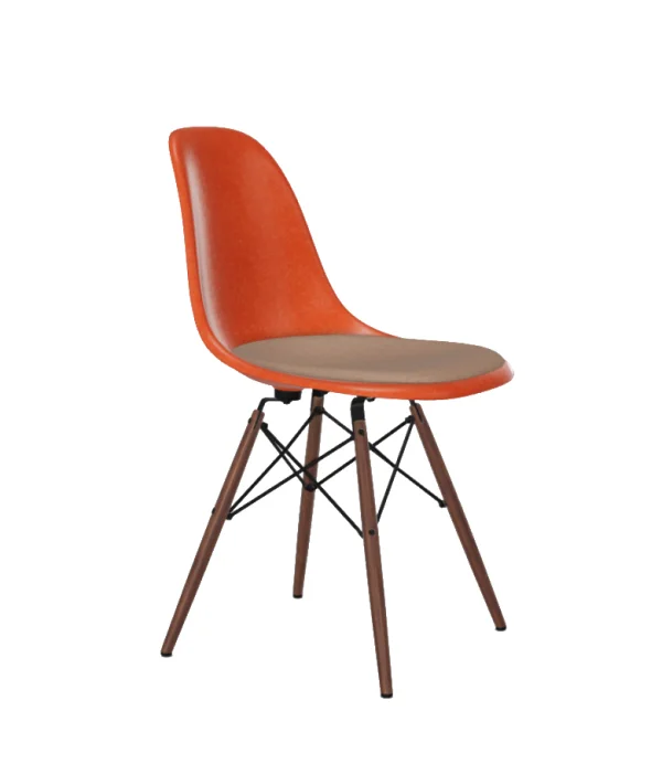 Vitra Eames Fiberglass Side Chair DSW met zitbekleding - Red Orange - donkere esdoorn - Hopsak - cognac/ivoor