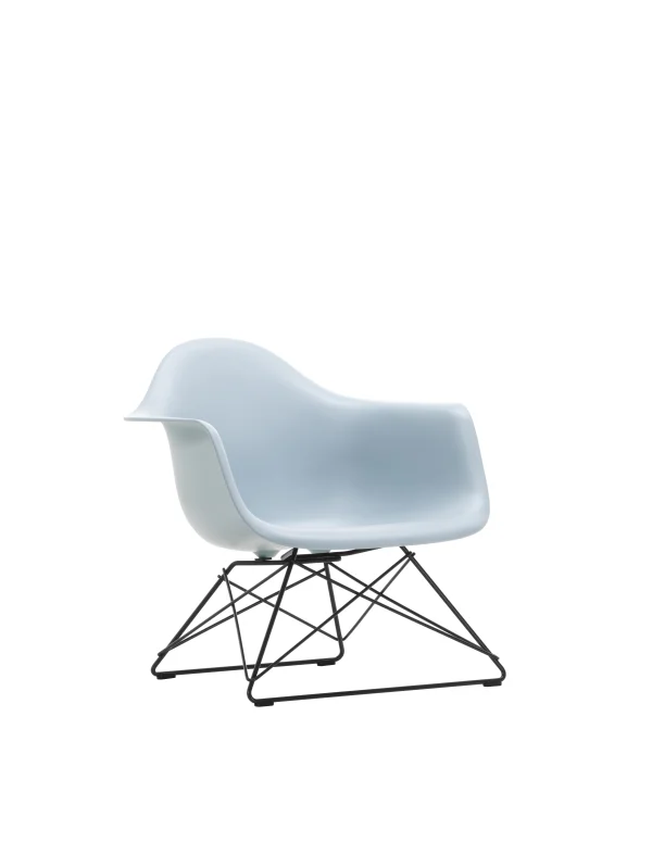 Vitra Eames Plastic Armchair LAR - ijsgrijs RE - basic dark gepoedercoat