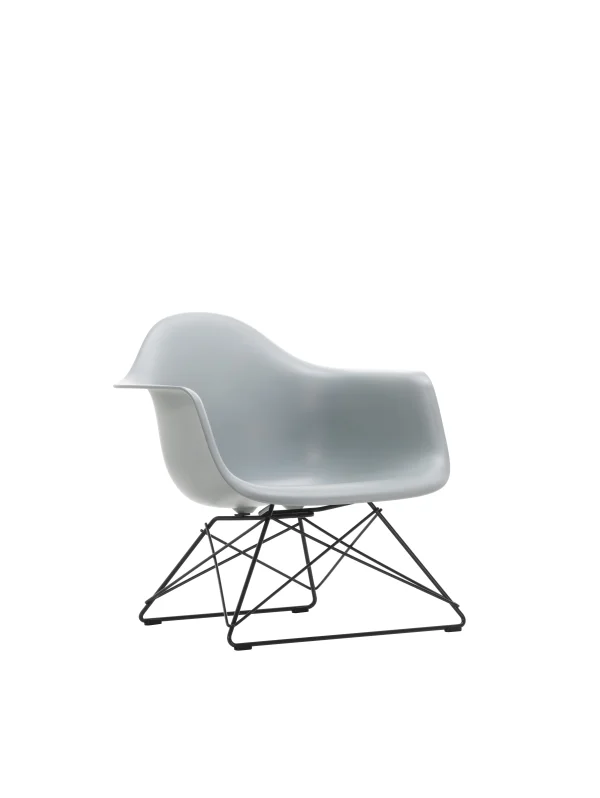 Vitra Eames Plastic Armchair LAR - lichtgrijs RE - basic dark gepoedercoat