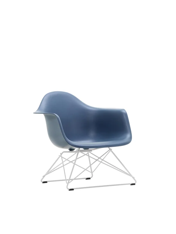 Vitra Eames Plastic Armchair LAR - zeeblauw RE - wit - zeeblauw RE