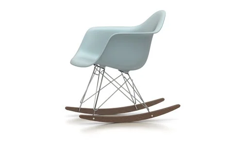 Vitra Eames Plastic Armchair RAR met volledige bekleding - ijsgrijs RE - verchroomd - Hopsak - donkerblauw/ivoor - Leer wit - Esdoorn donker