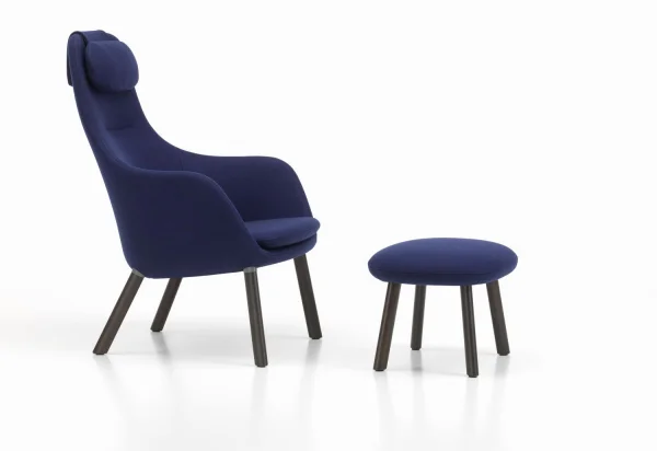 Vitra HAL Lounge Chair & Ottoman - eiken donker - Cosy 2 - donkerblauw - Glijders voor harde vloer - met los zitkussen