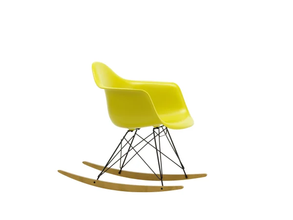 Vitra RAR Eames Plastic Armchair - mosterd RE - zwart - sleden esdoorn goudkleurig