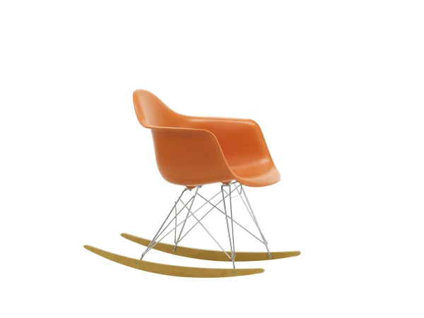 Vitra RAR Eames Plastic Armchair - rusty orange RE - verchroomd - sleden esdoorn goudkleurig