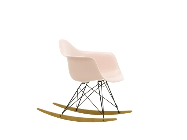 Vitra RAR Eames Plastic Armchair - zachtroze RE - zwart - sleden esdoorn goudkleurig